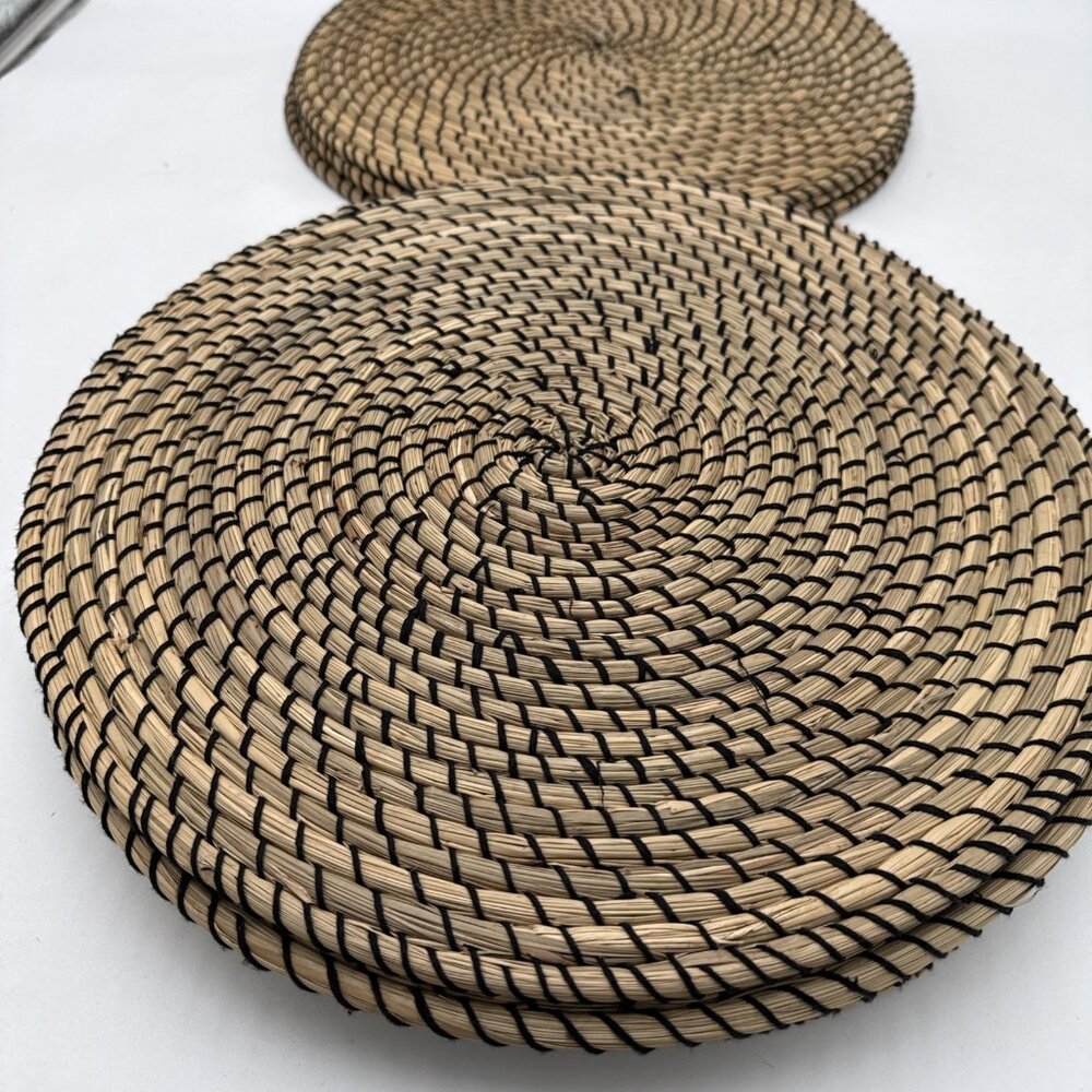 IKEA Lattad Seagrass Black Natural Round Single Placemat Set 8 Straw Tan - Picture 6 of 9